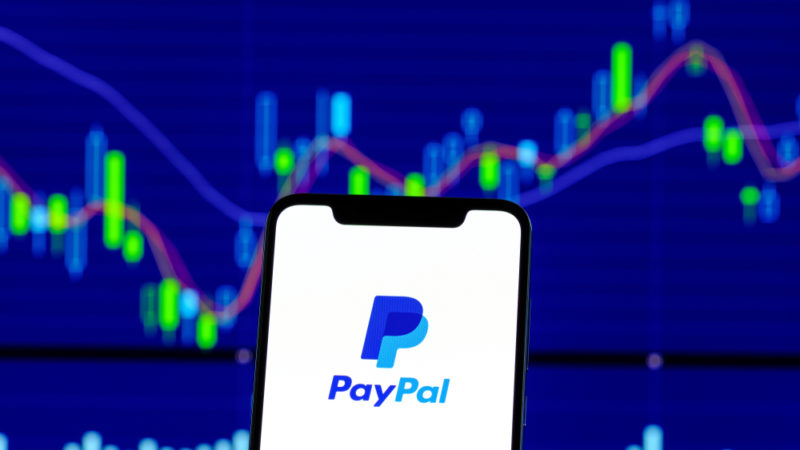 ¿Es la acción de PayPal una compra ahora?